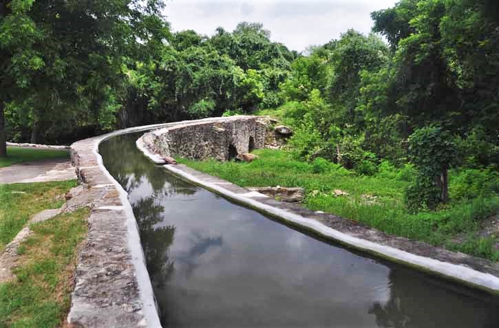 aqueduct